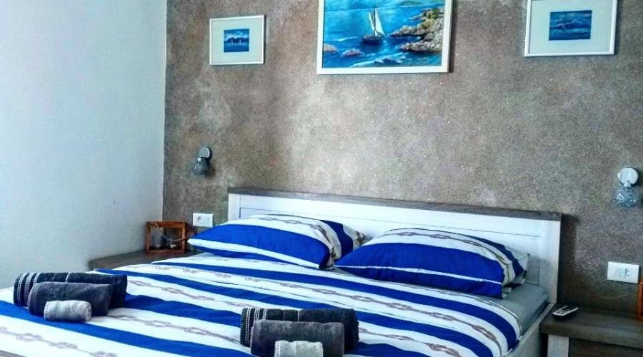 Spavaća soba unutar kuće za odmor